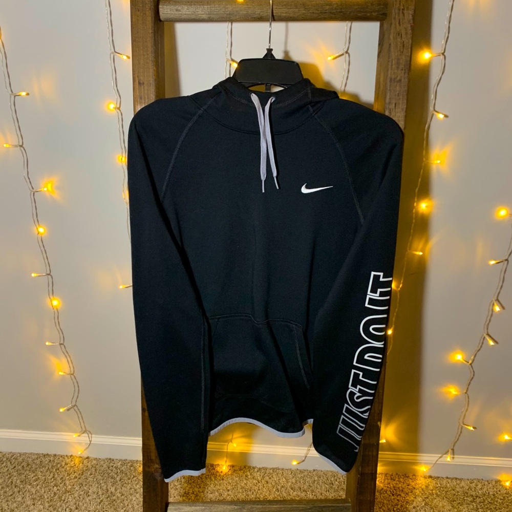 nike hoodie